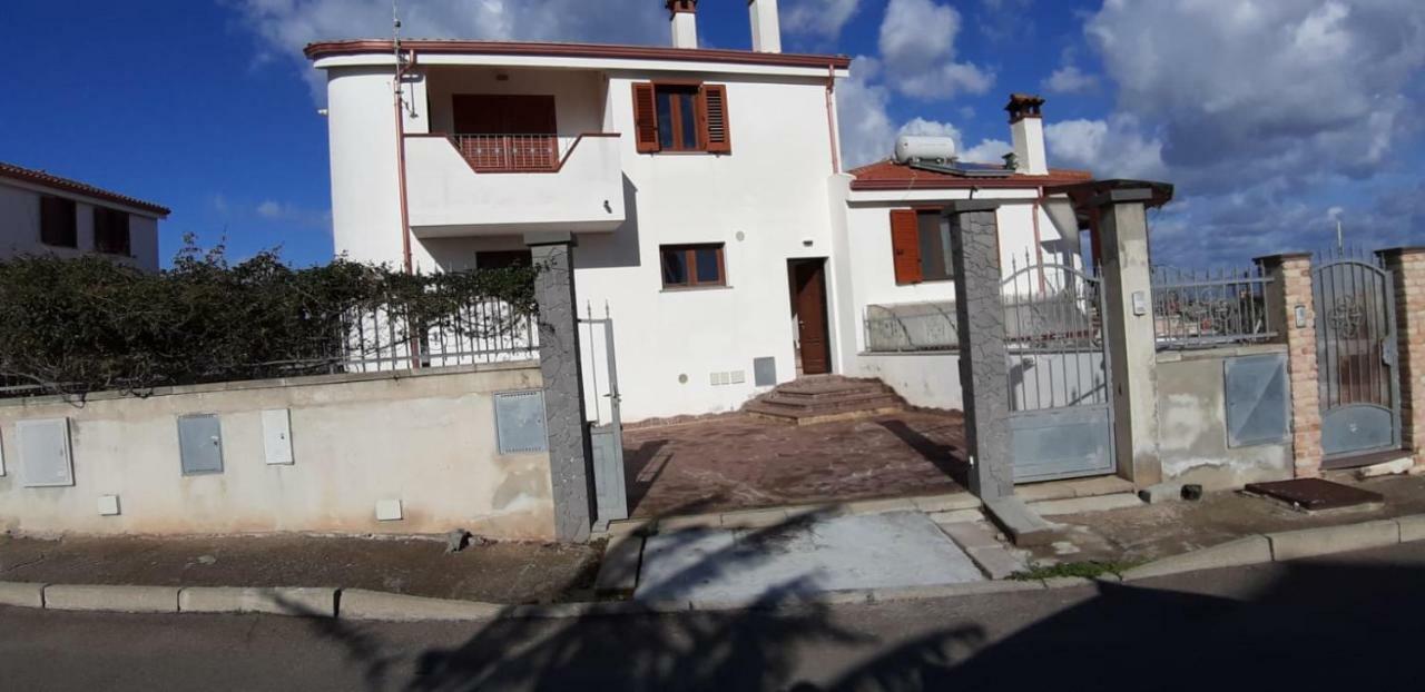 SantʼAntìoco Villa Rosa מראה חיצוני תמונה